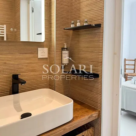 With Swimming Pool And Access On Foot * Théoule-sur-Mer