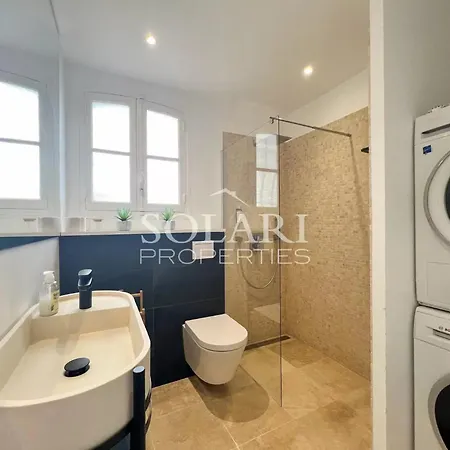 With Swimming Pool And Access On Foot * Théoule-sur-Mer