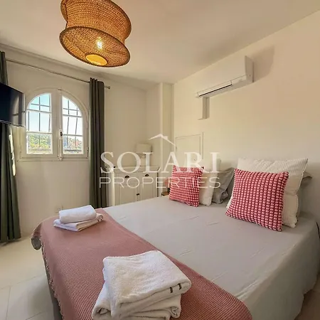 With Swimming Pool And Access On Foot Théoule-sur-Mer